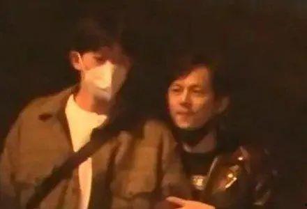 何炅娱乐圈吃瓜爆料视频,一场吃瓜爆料的真实盛宴